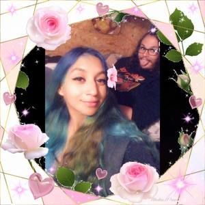 Meet your Posher, Adela